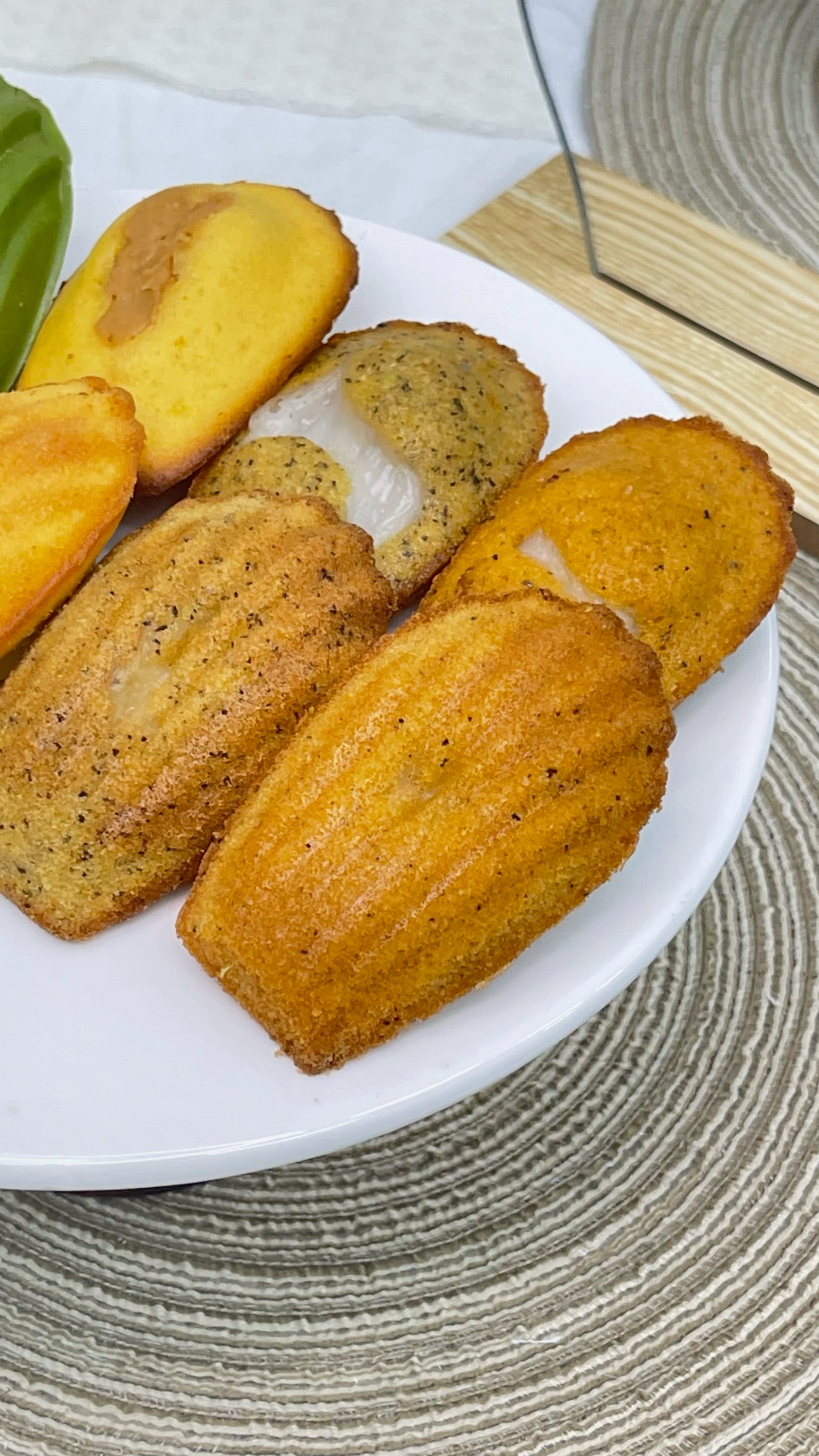 Madeleine 🌸The taste is the same and the price is the same. You can check it out